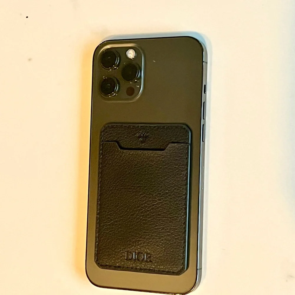 New - Authentic Dior Smartphone Cardholder